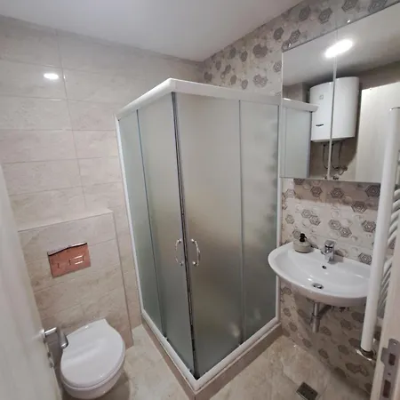 Plavi Paun Апартаменты Белград