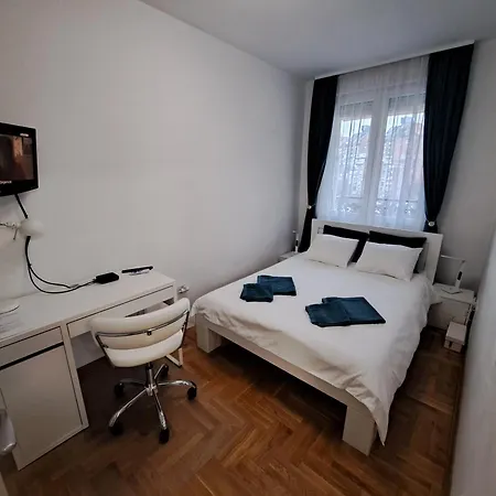 Апартаменты Plavi Paun